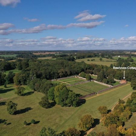 The Walled Garden At Woodhall Estate Hertford Exterior photo